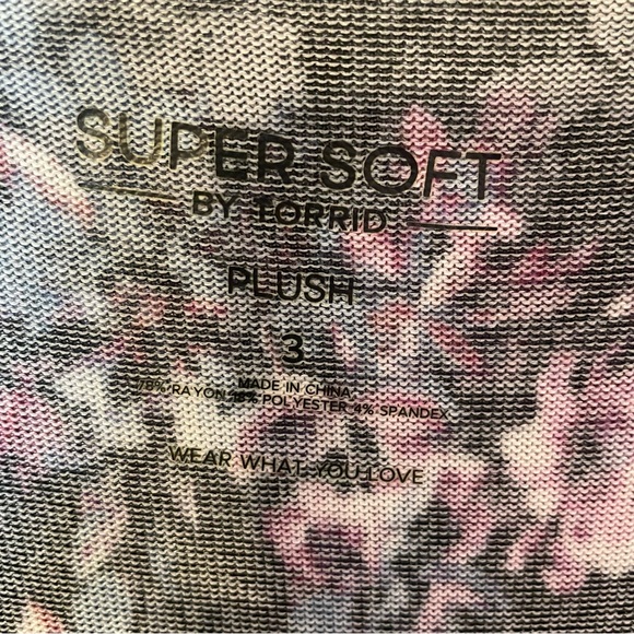 Torrid Super Soft Plush Floral Dress - Picture 2 of 10